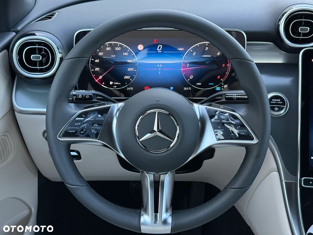 Mercedes-Benz GLC - 16