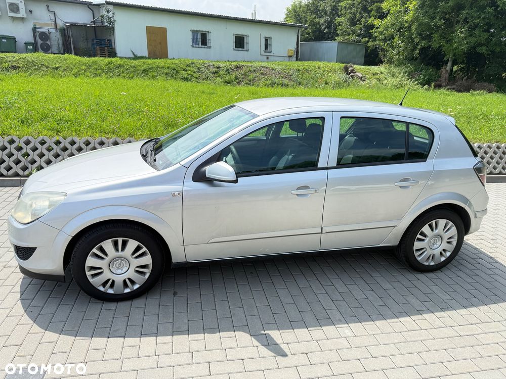 Opel Astra 1.3 CDTI 111 - 1