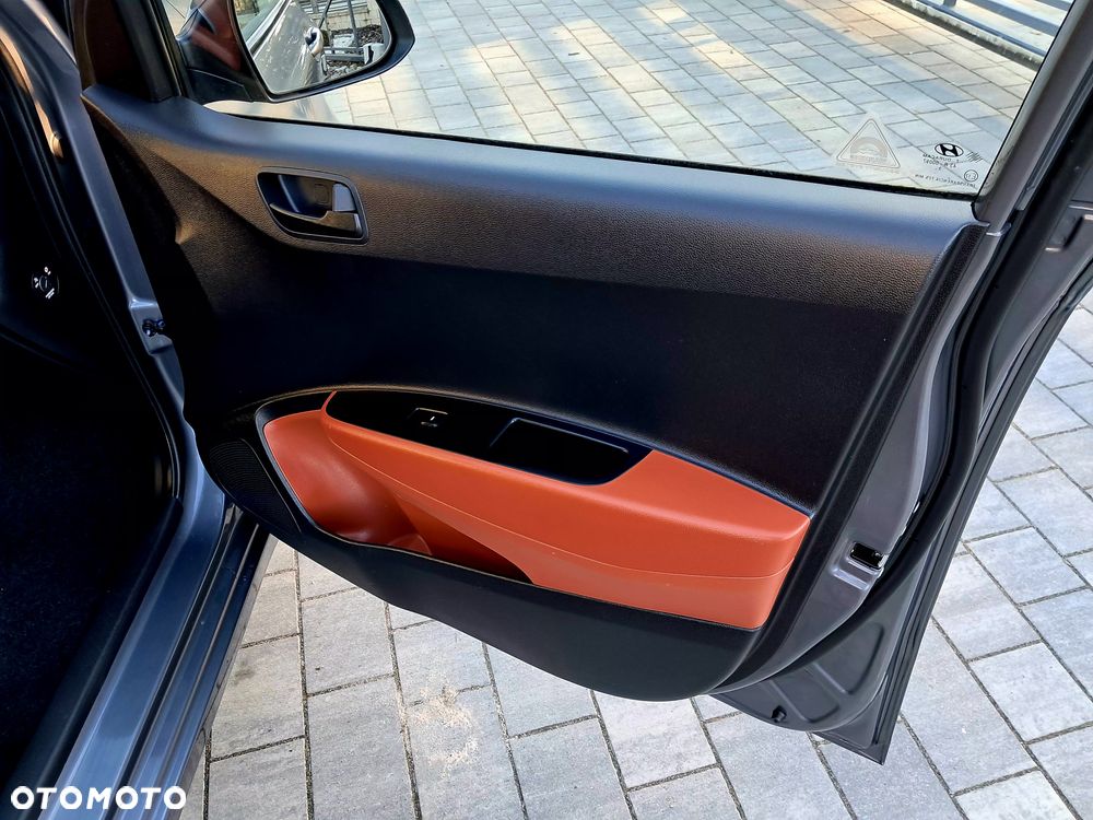 Hyundai i10 1.0 BlueDrive Comfort - 22