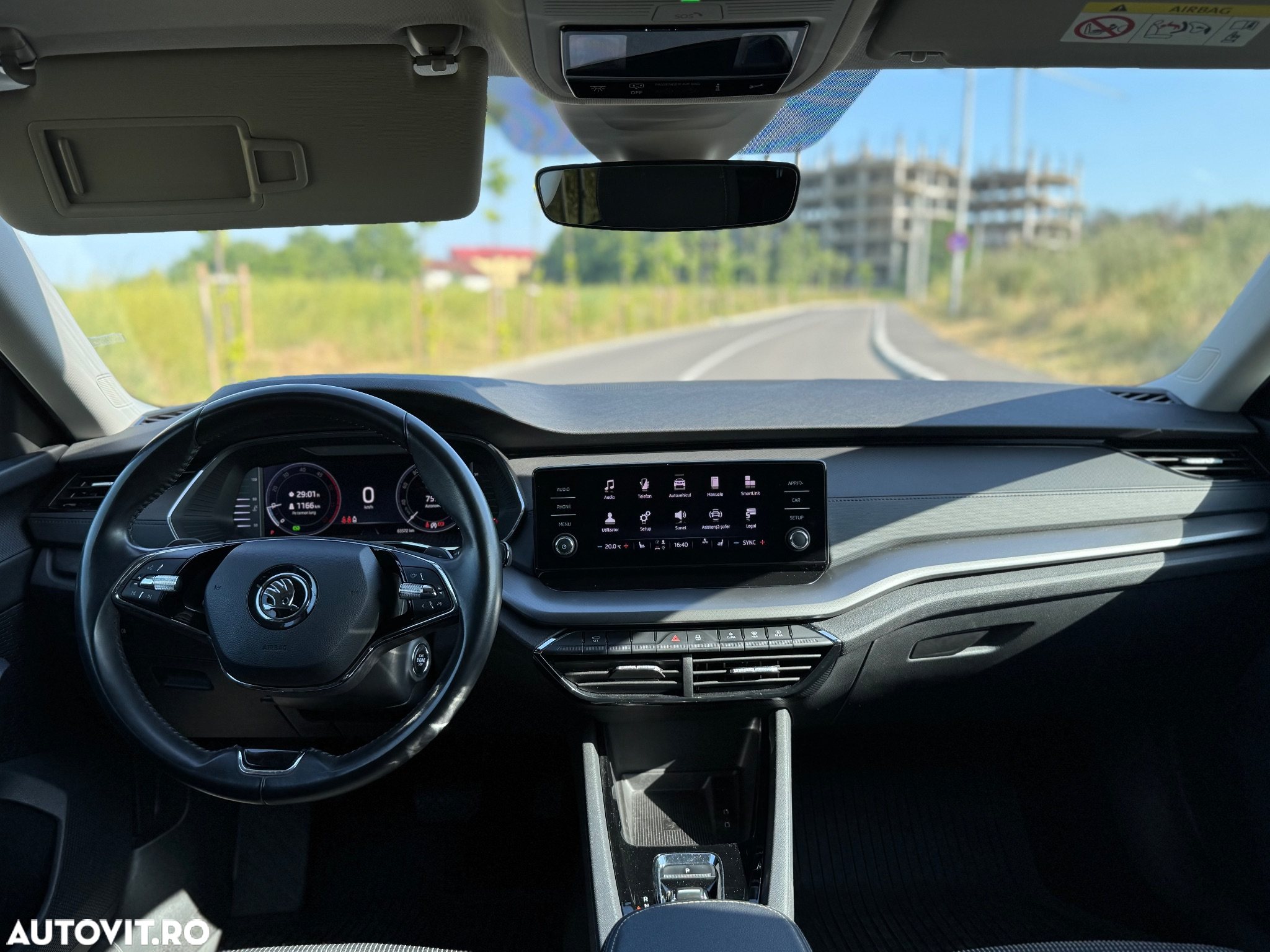 Skoda Octavia Combi 2.0 TDI DSG Ambition - 10