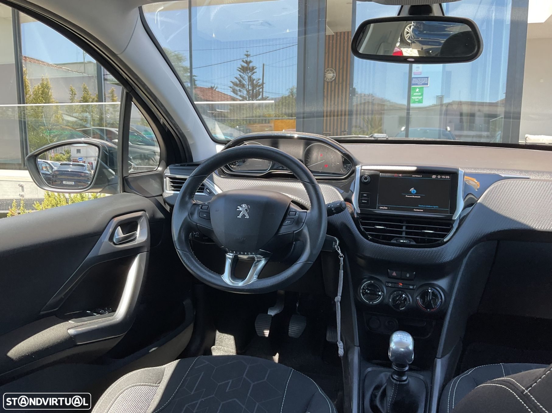 Peugeot 2008 1.6 BlueHDi Active - 42