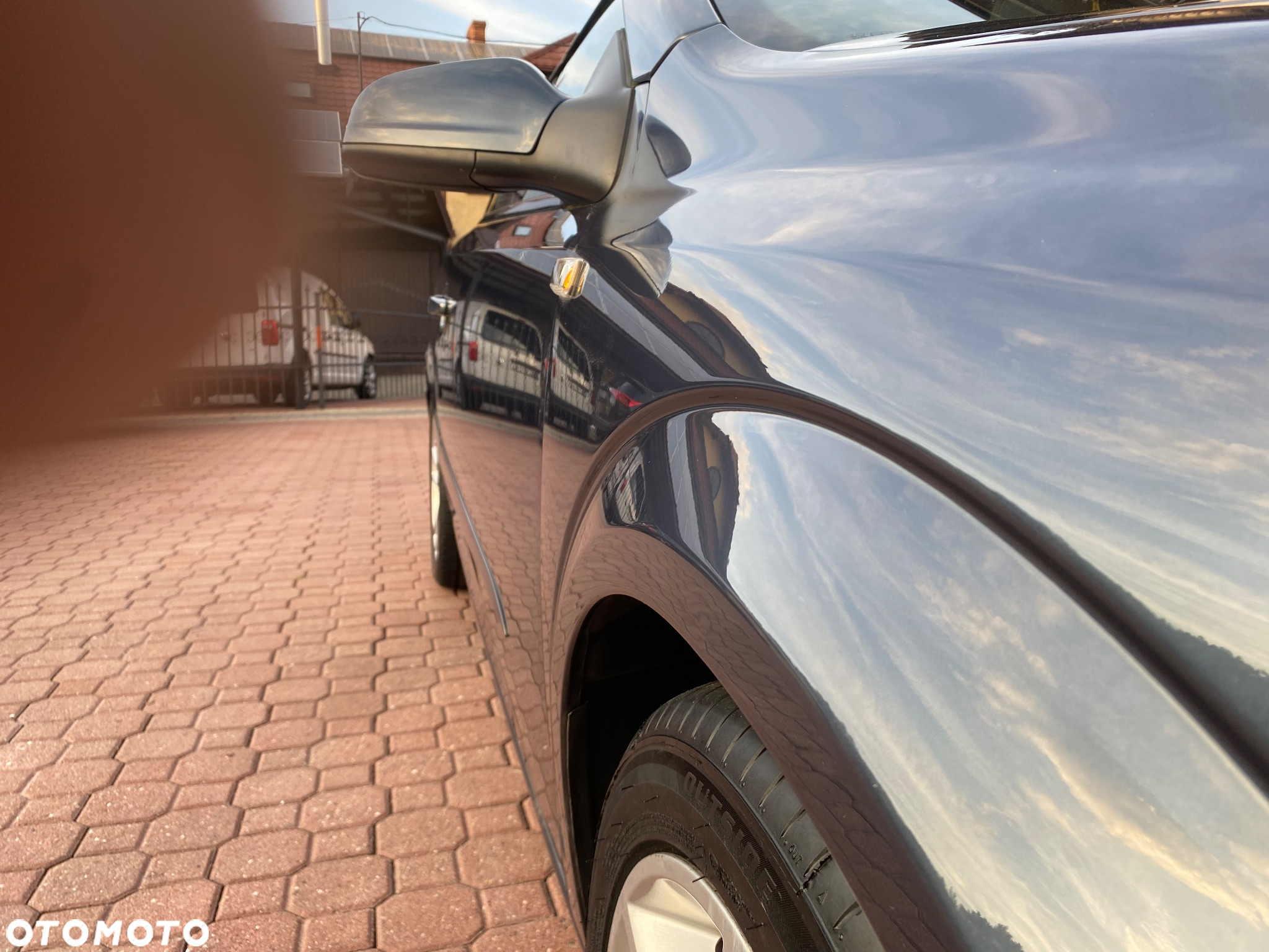 Opel Astra III GTC 1.9 CDTI Cosmo - 22