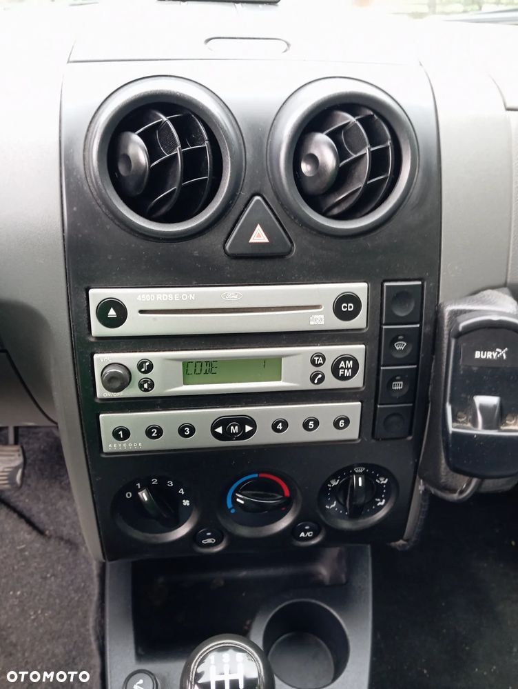Ford Fusion - 9