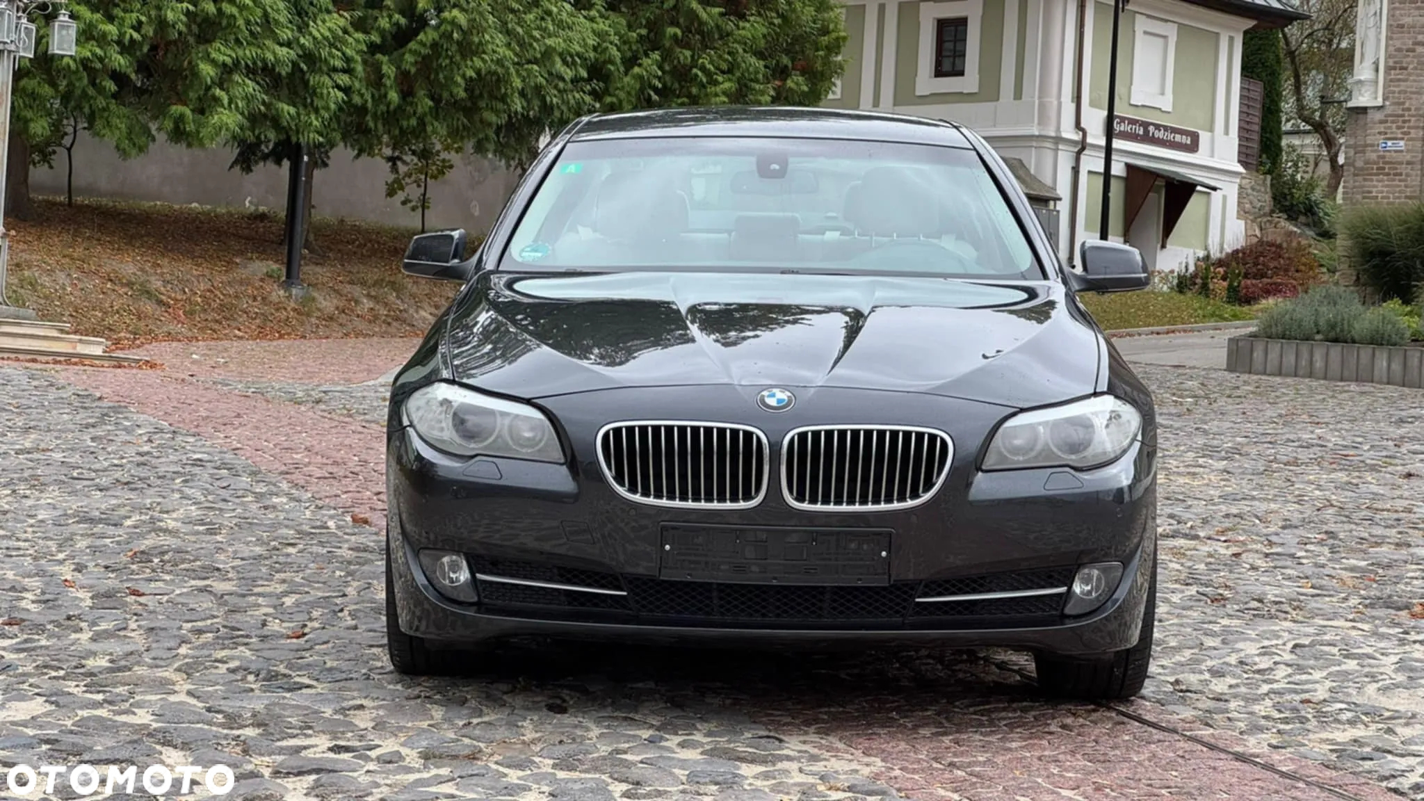 BMW Seria 5 523i Touring - 12