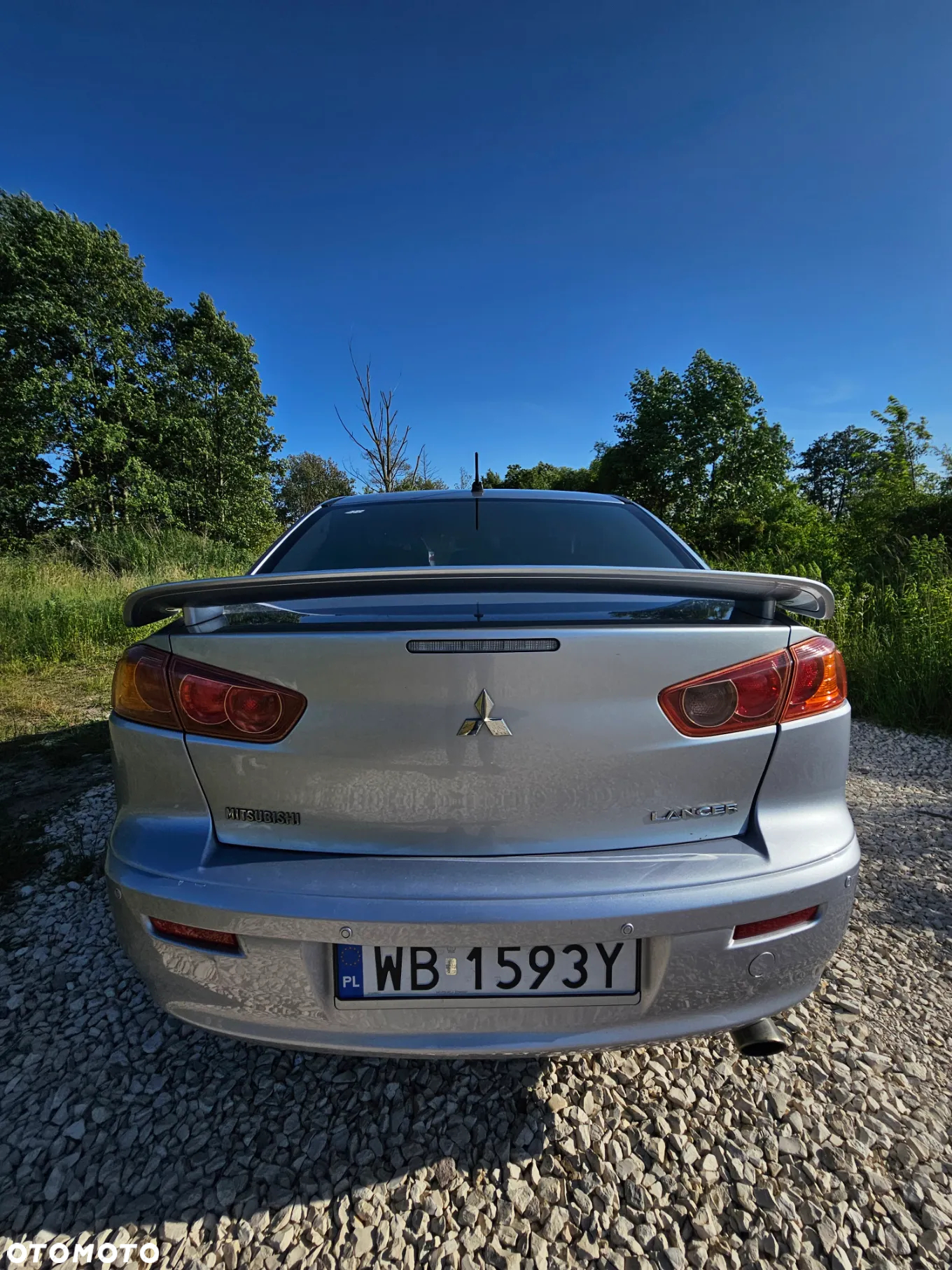 Mitsubishi Lancer - 16