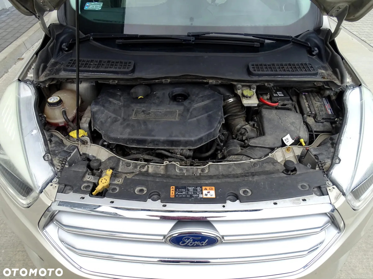 Ford Escape 2.0 EcoBoost AWD Titanium - 22