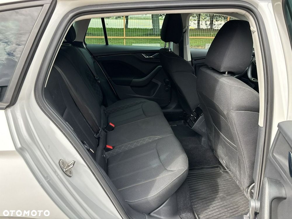 Skoda Scala 1.0 TSI Ambition DSG - 17
