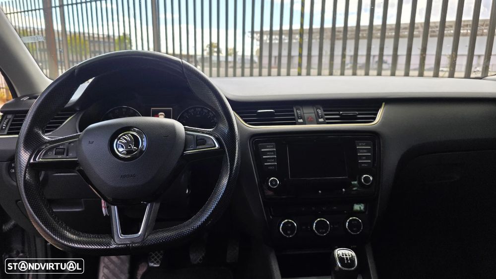 Skoda Octavia Break 1.6 TDi Elegance - 8