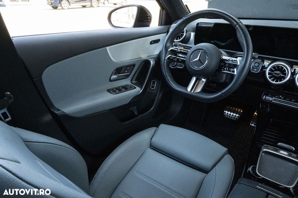 Mercedes-Benz A 200 - 9