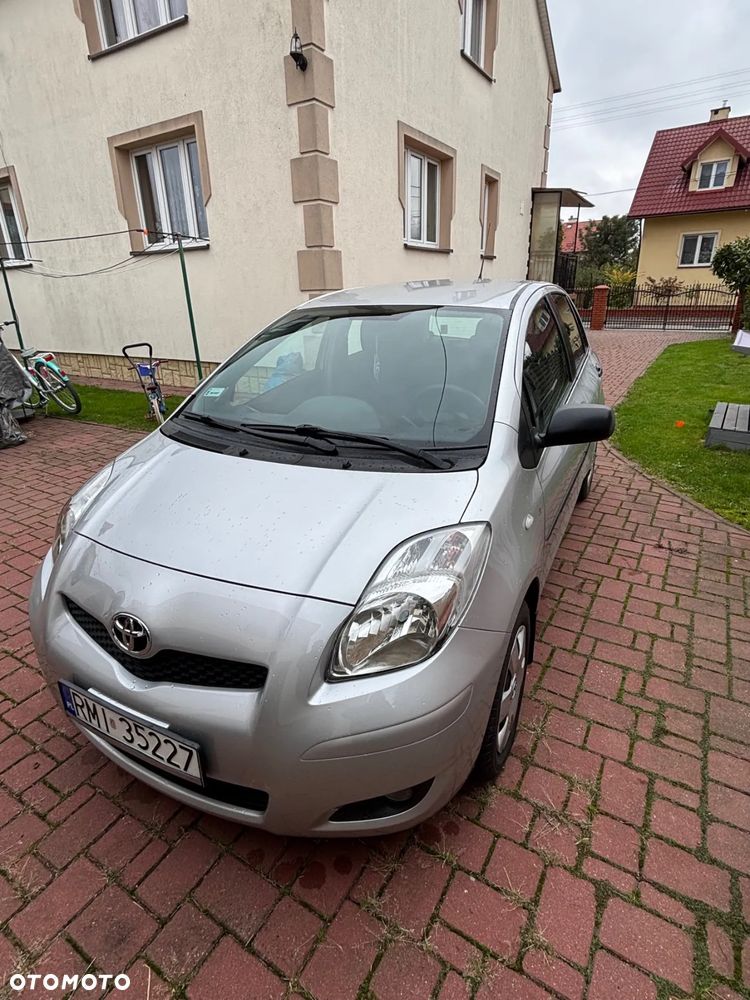 Toyota Yaris 1.0 Active - 5