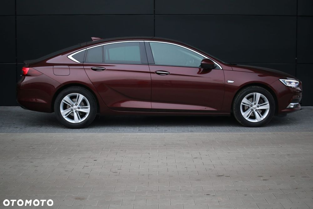 Opel Insignia 1.5 T Innovation S&S - 12
