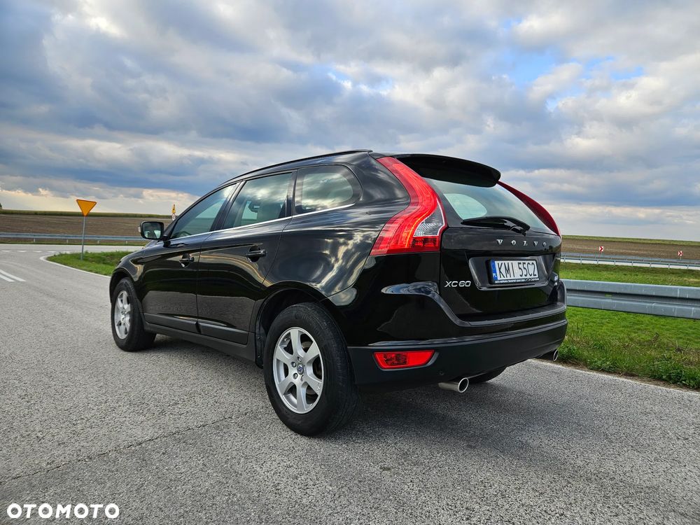 Volvo XC 60 2.4D AWD - 7