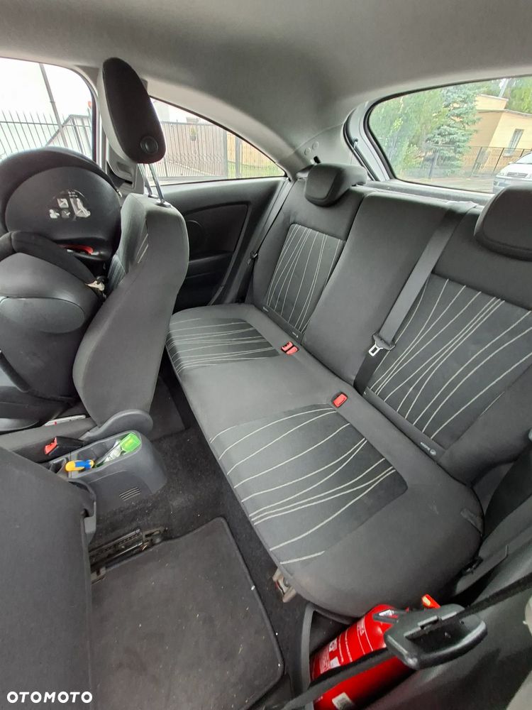 Opel Corsa 1.2 16V Enjoy - 5