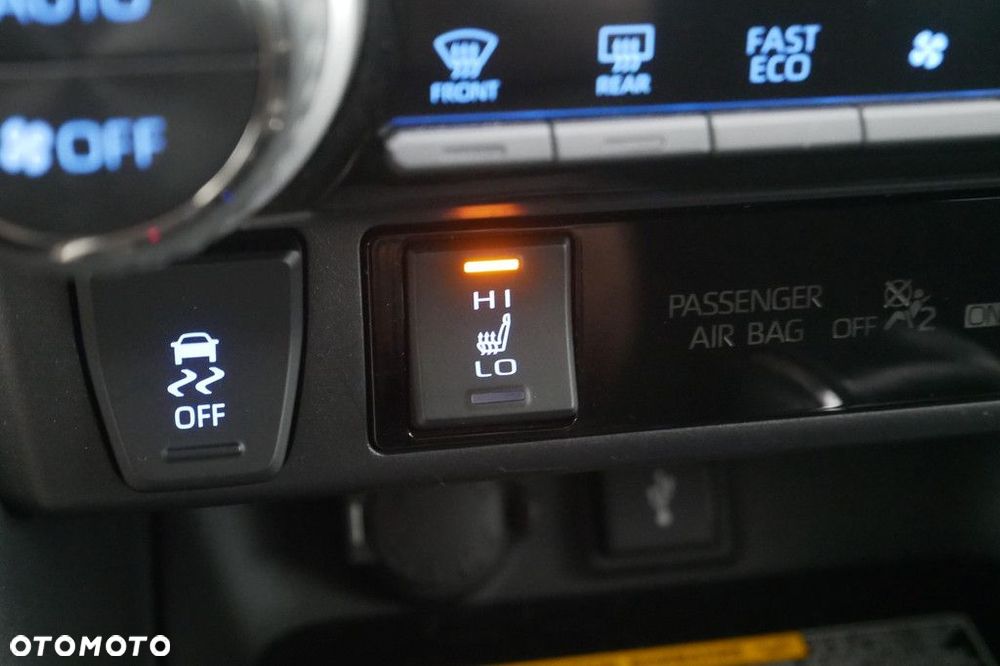 Toyota RAV4 - 23