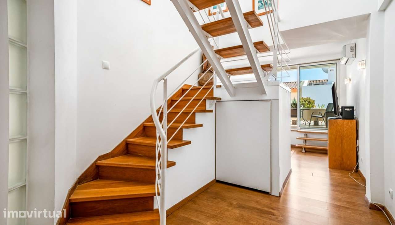 Apartamento T2 com vista mar para venda em Carvoeiro, Algarve - Grande imagem: 3/27