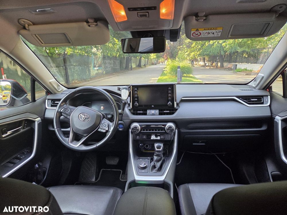 Toyota RAV4 2.5 VVT-iE 4x4 Luxury - 8