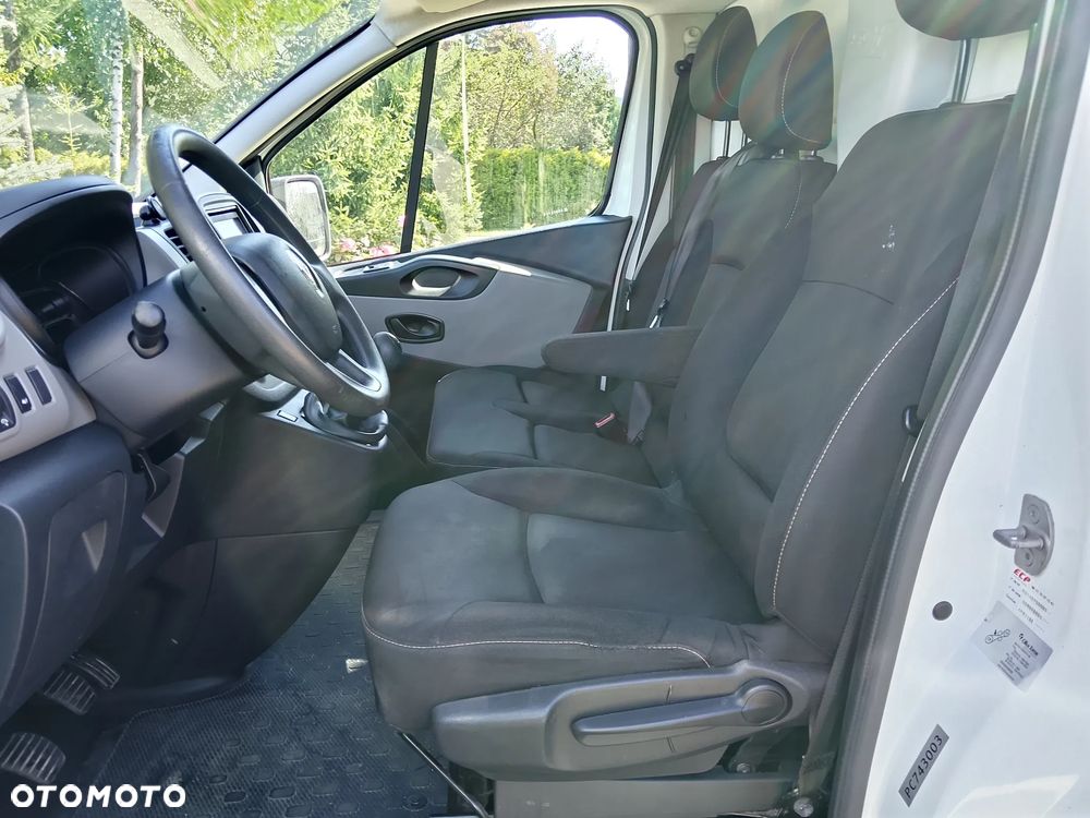 Renault Trafic - 6