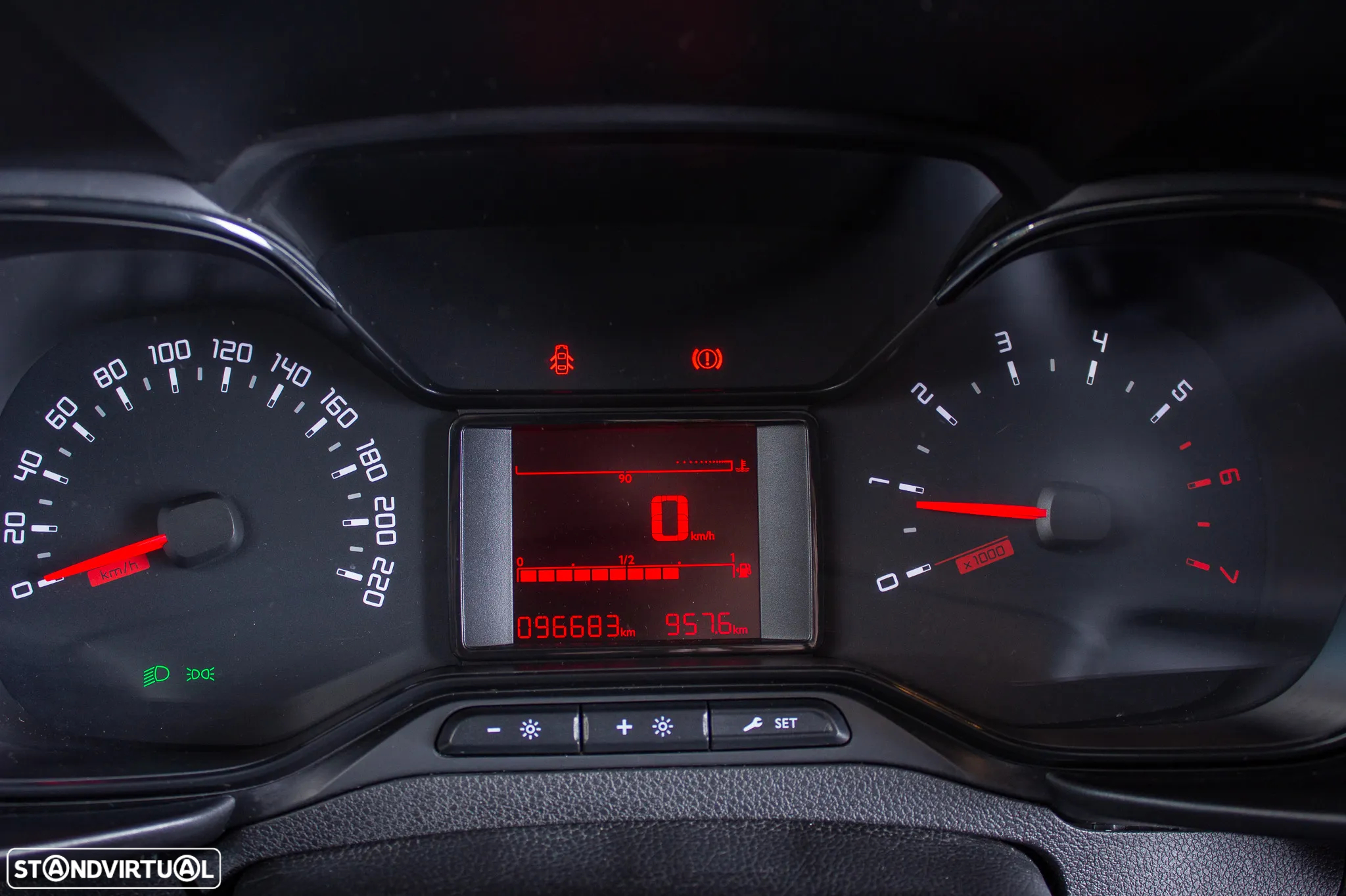Citroën Berlingo 1.5 BlueHDI 102 cv / IVA Dedutivel - 2