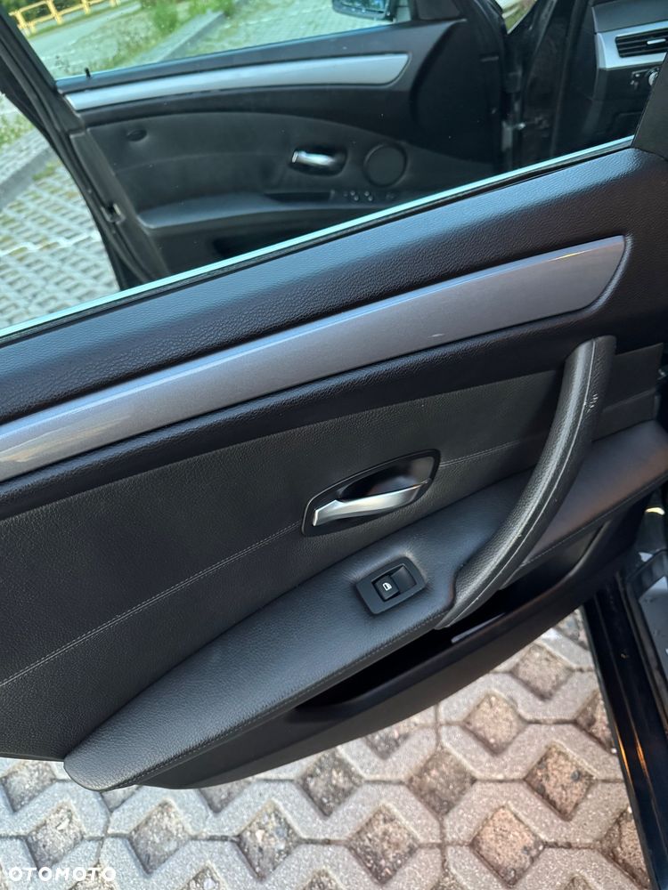 BMW Seria 5 - 29