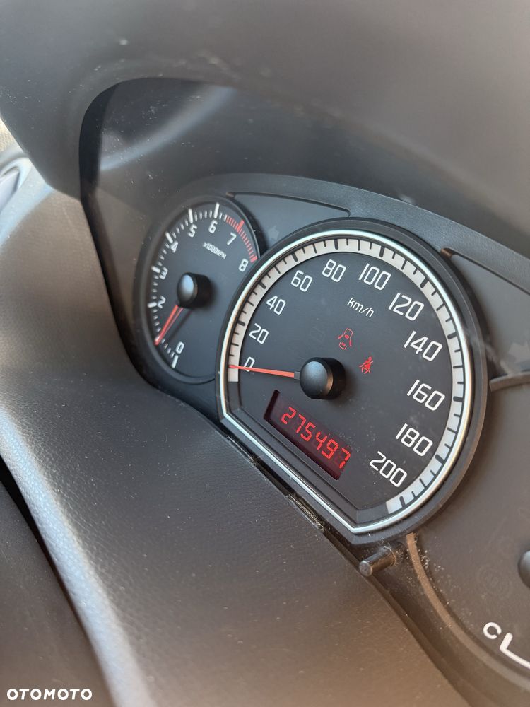 Suzuki Swift - 7