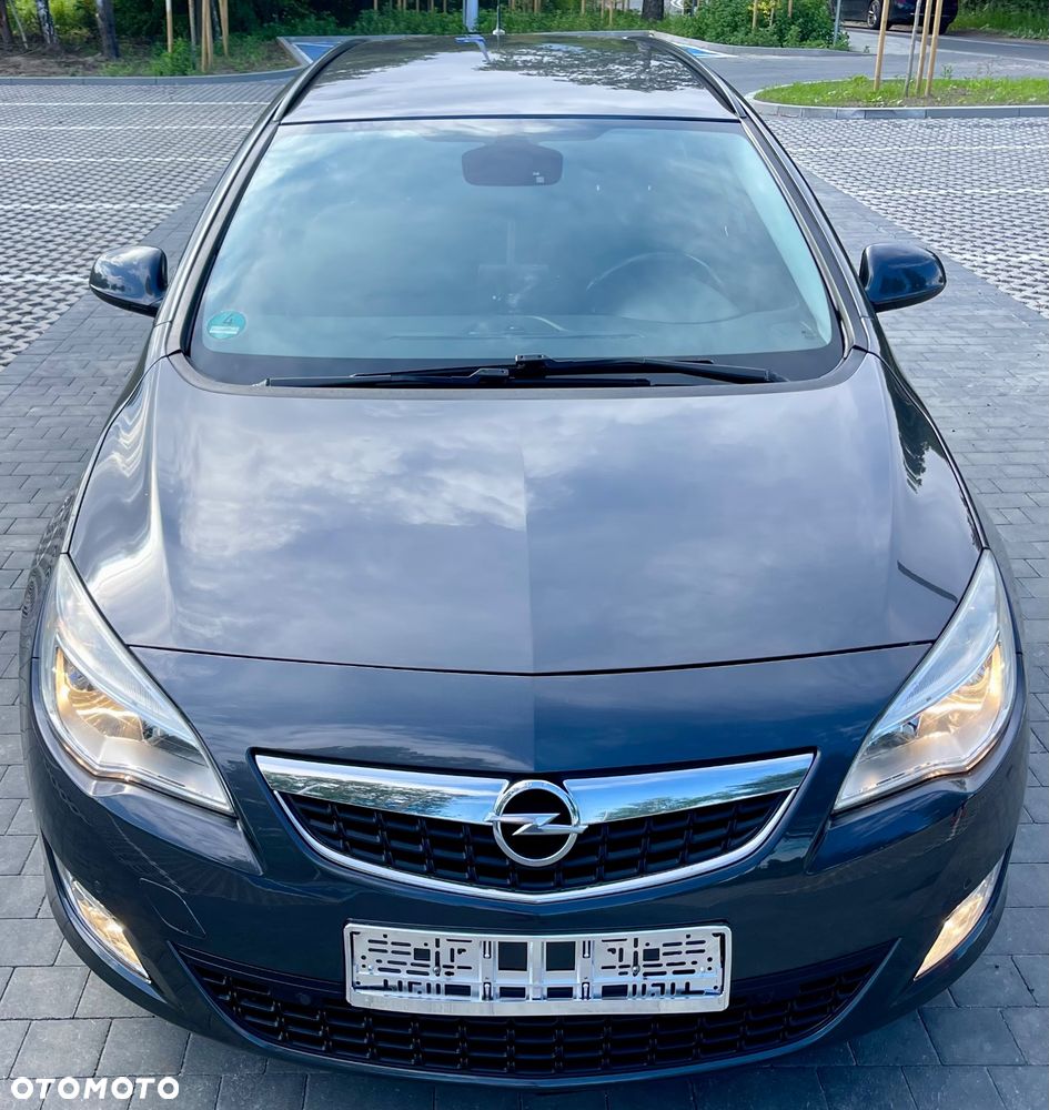 Opel Astra 1.7 CDTI DPF Cosmo - 4