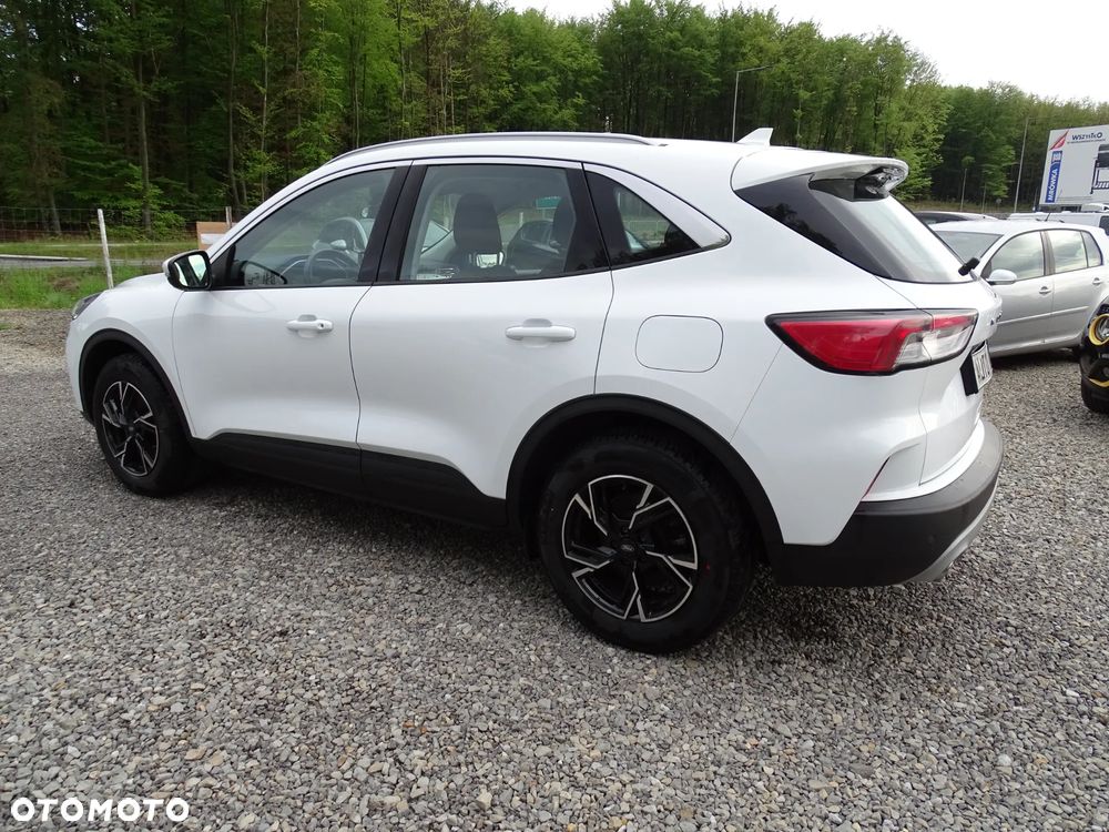 Ford Kuga - 5