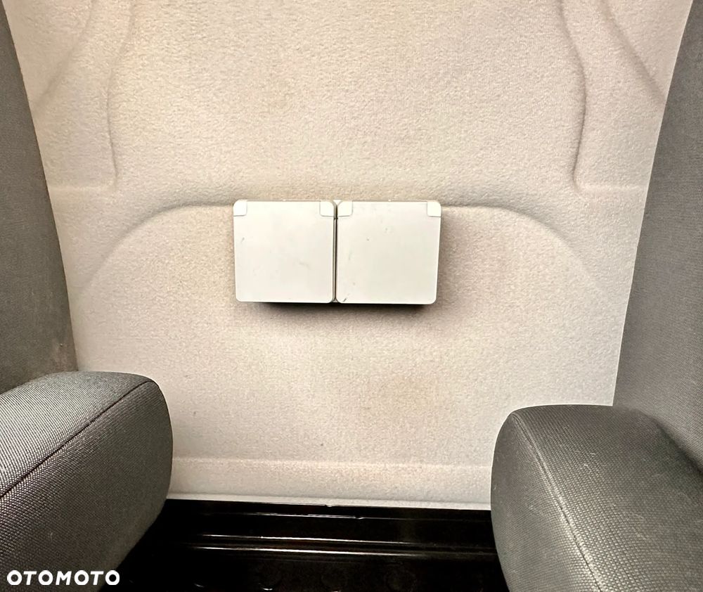 Ford TRANSIT CUSTOM - 27