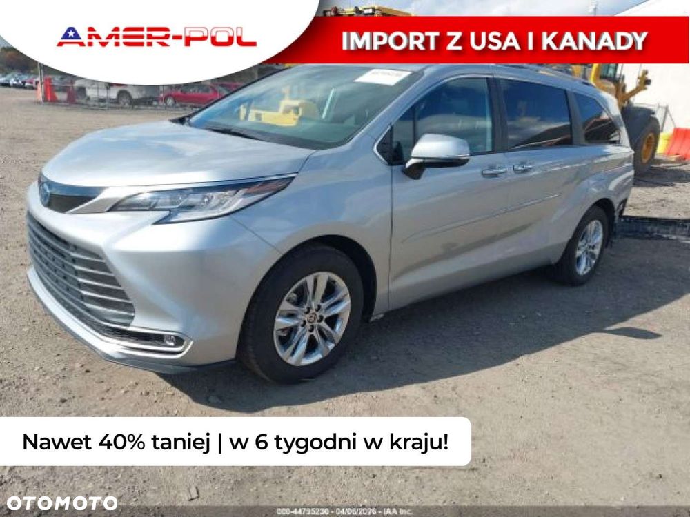 Toyota Sienna - 1