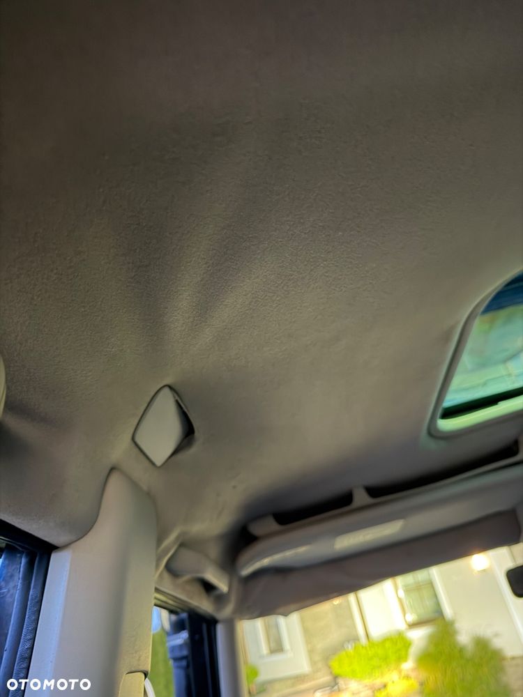 Land Rover Discovery - 31