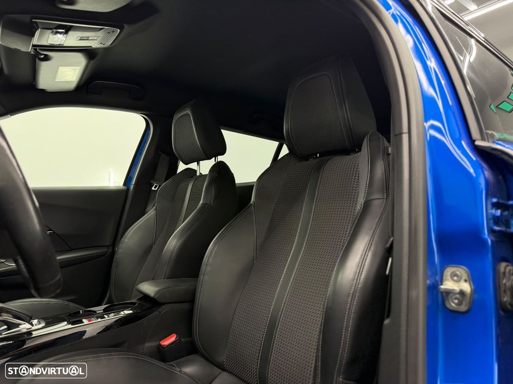 Peugeot e-2008 GT - 16