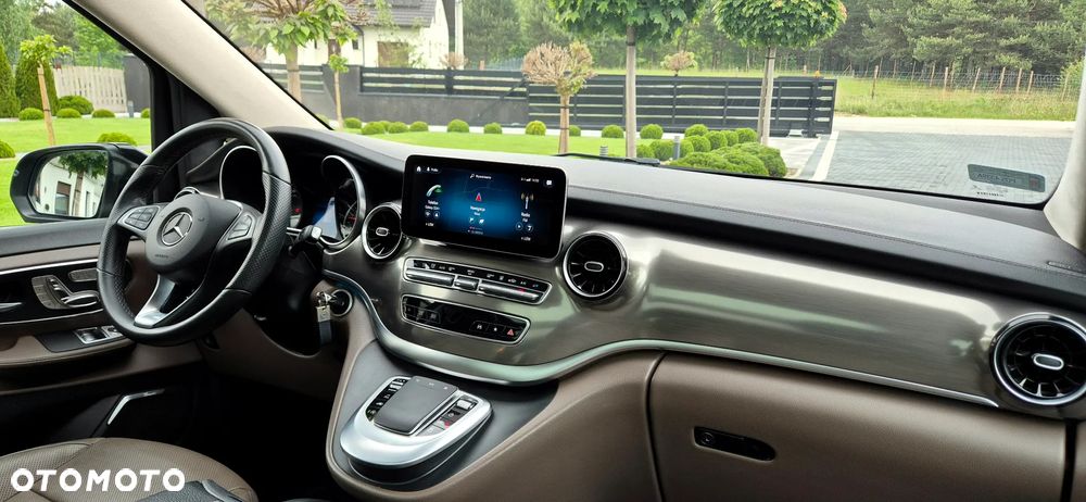 Mercedes-Benz Klasa V 300 d 4-Matic Exclusive 9G-Tronic (d³ugi) - 20