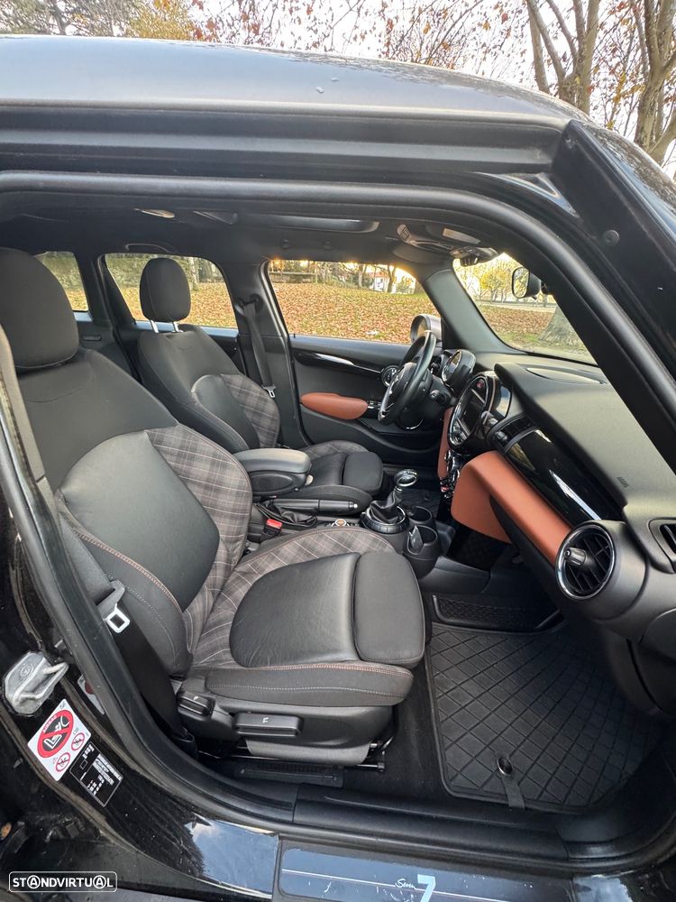MINI 5 Portas Cooper Aut. Seven Chili - 8