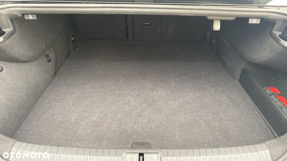 Volkswagen Passat 1.4 TSI Plug-In Hybrid GTE DSG - 13