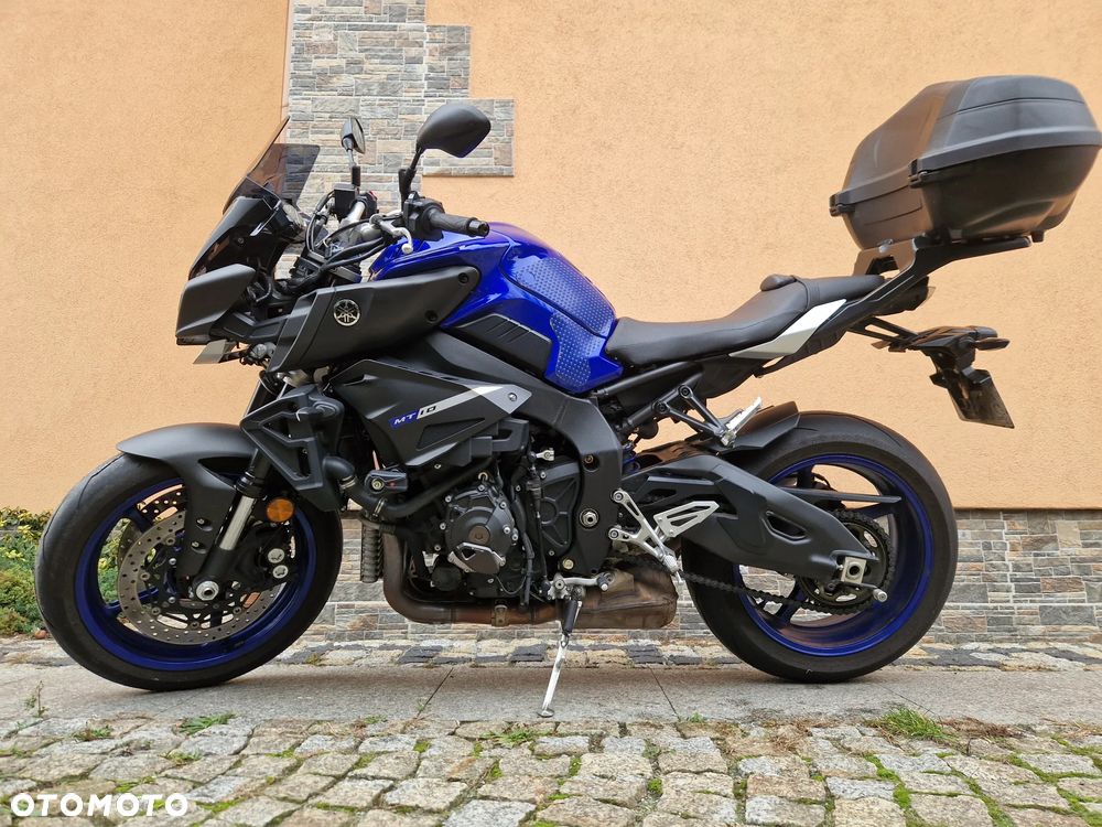 Yamaha MT - 6