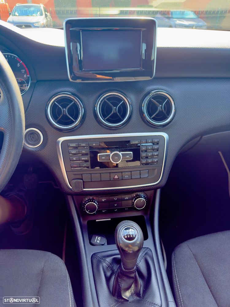 Mercedes-Benz A 180 CDI (BlueEFFICIENCY) - 19
