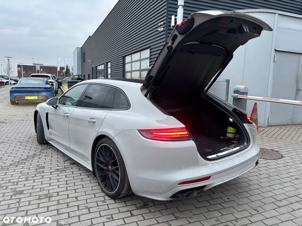 Porsche Panamera GTS GPF Sport Turismo - 16