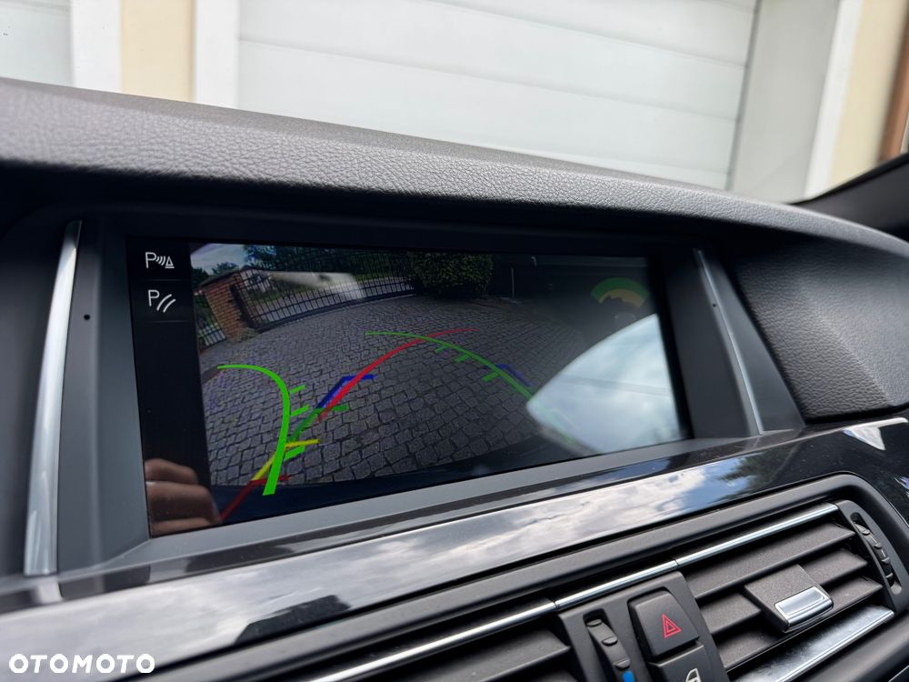 BMW Seria 5 535i - 31