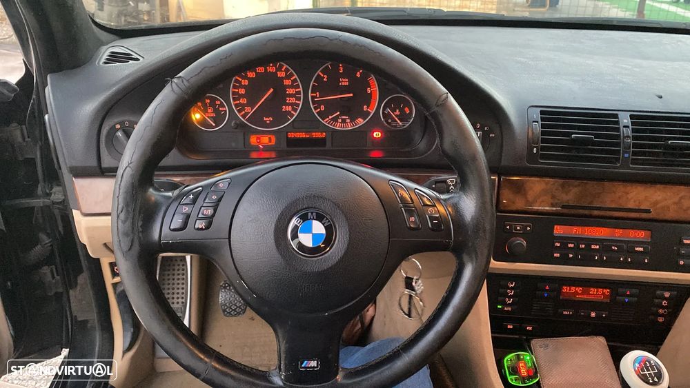 BMW 525 d Touring - 9