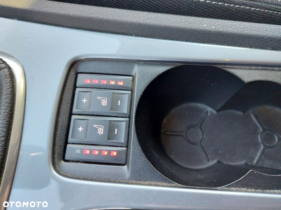 Ford Mondeo 1.6 Eco Boost Trend - 23