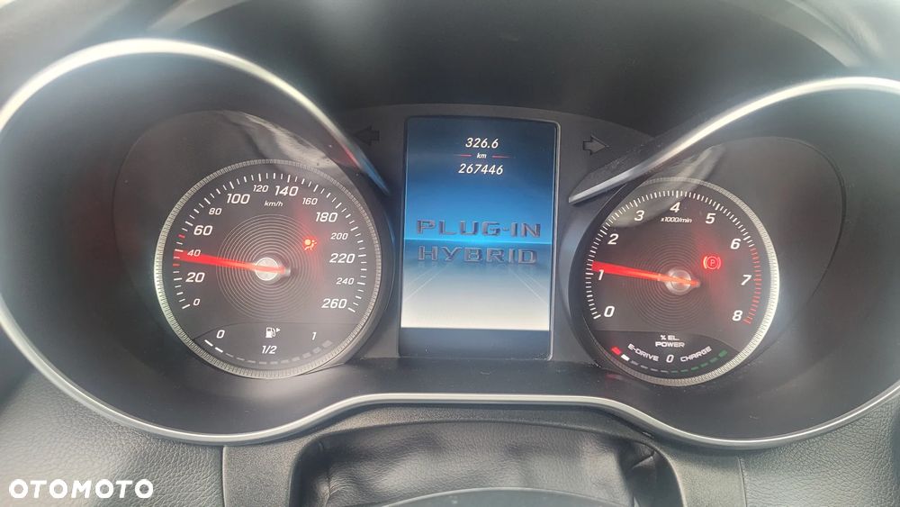 Mercedes-Benz Klasa C 250 7G-TRONIC Avantgarde - 20