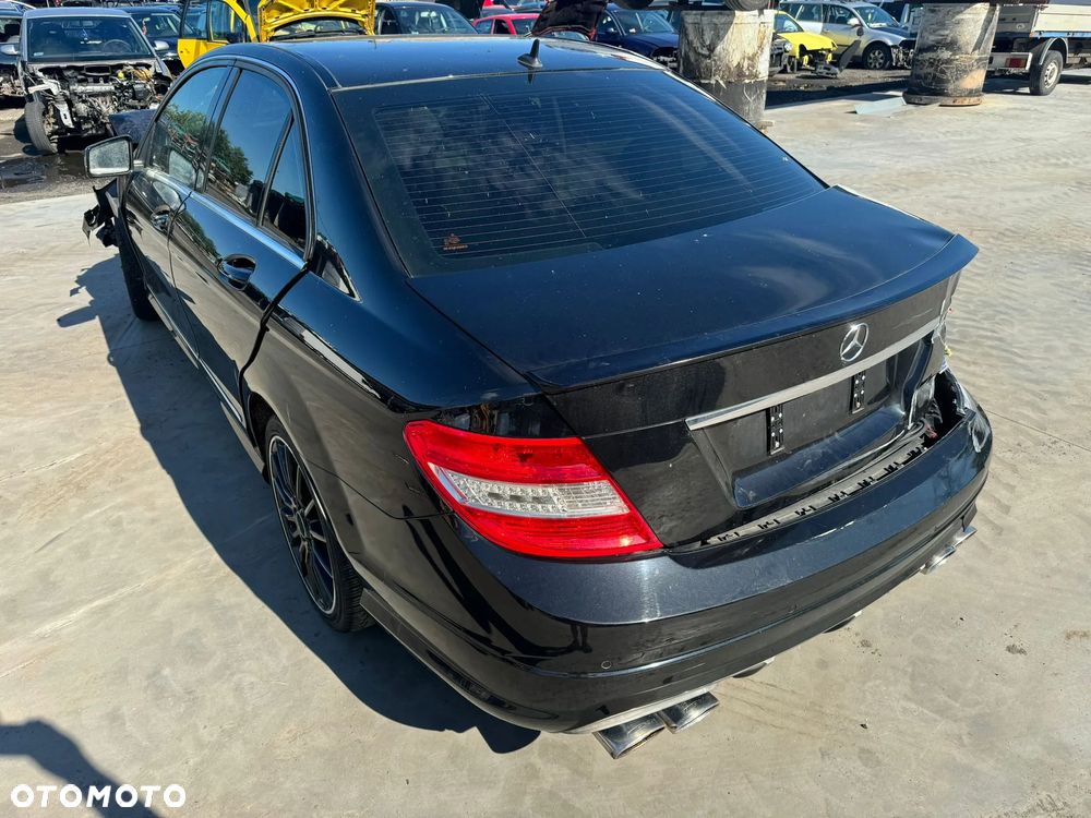 Mercedes W204 C 280 C 300 231KM Silnik 272947 272.94 - 3