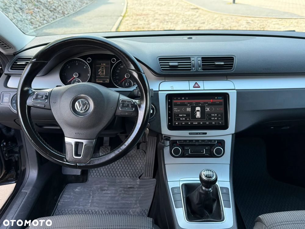 Volkswagen Passat CC 2.0 TDI DPF - 14