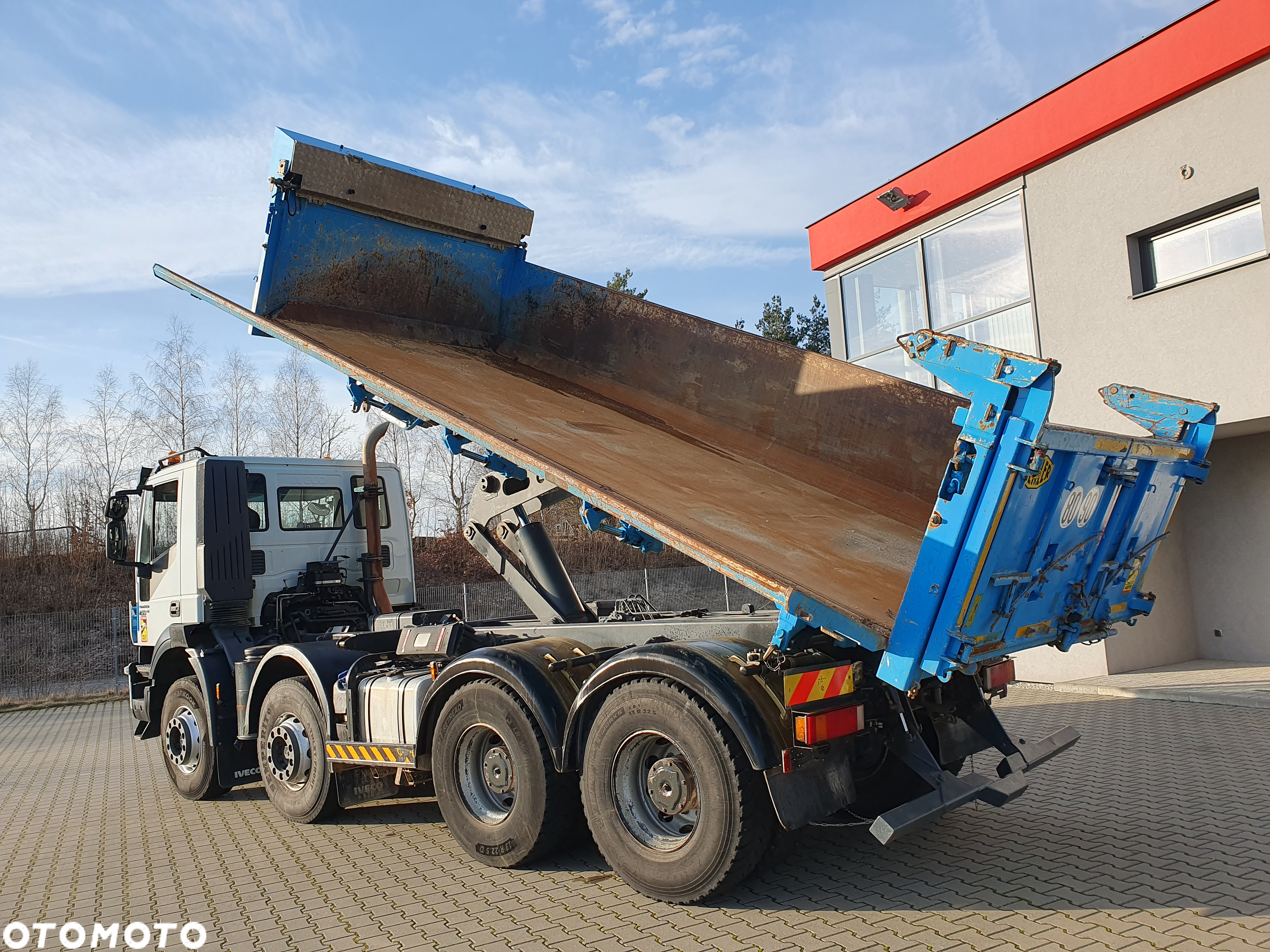 Iveco - 12