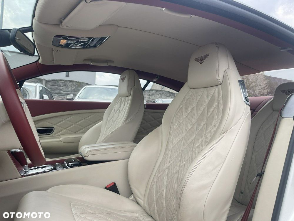Bentley Continental GT V8 S - 13