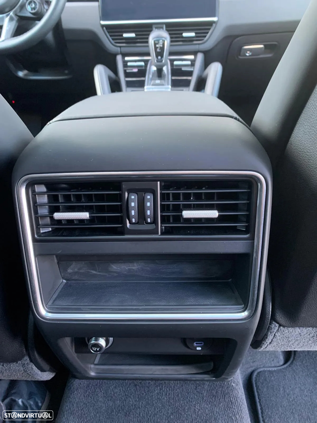 Porsche Cayenne Coupé E-Hybrid Platinum Edition - 35