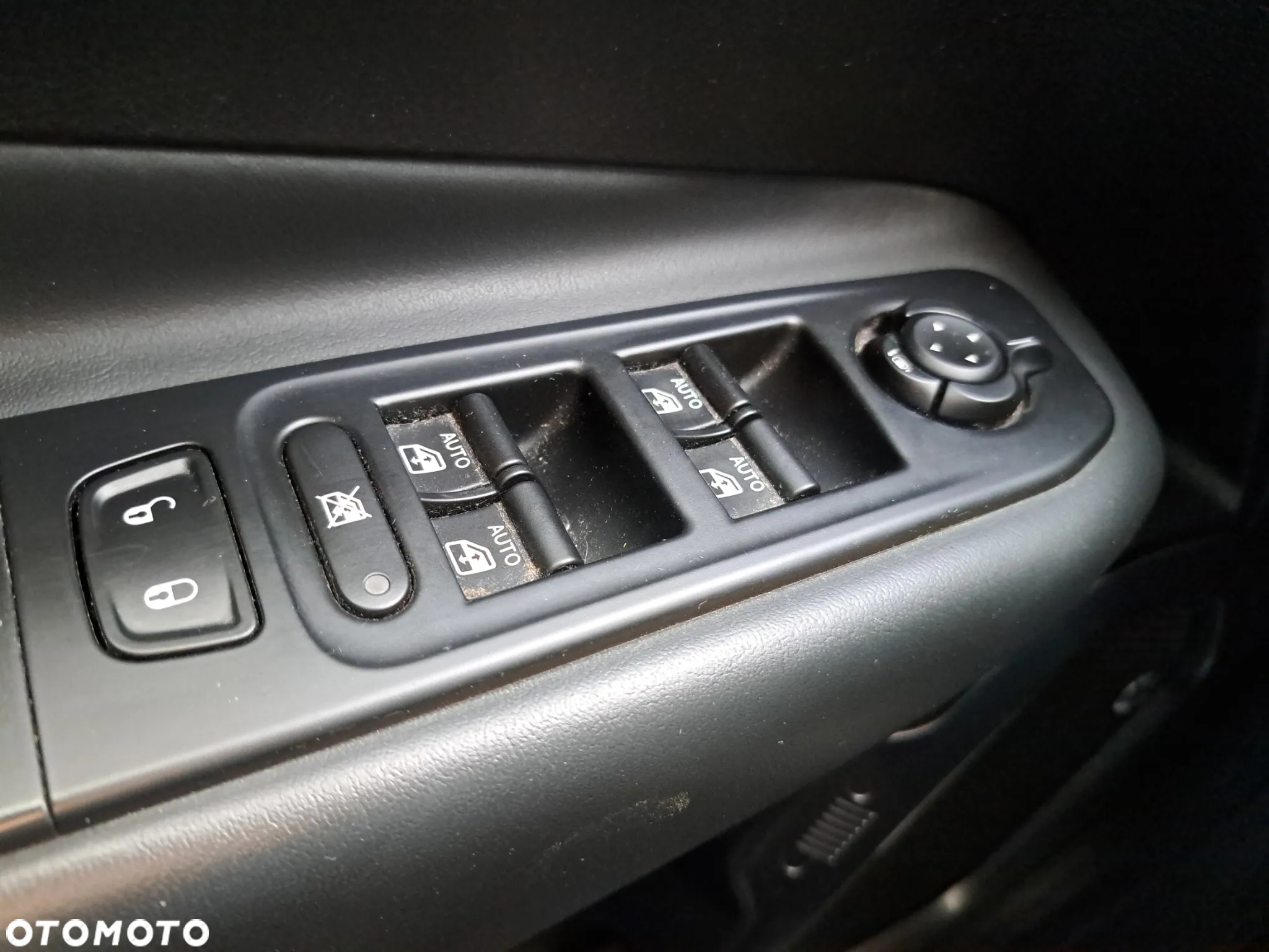 Jeep Renegade 1.3 GSE T4 Turbo Limited FWD S&S - 11