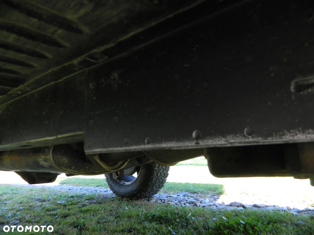 Jeep Cherokee - 14