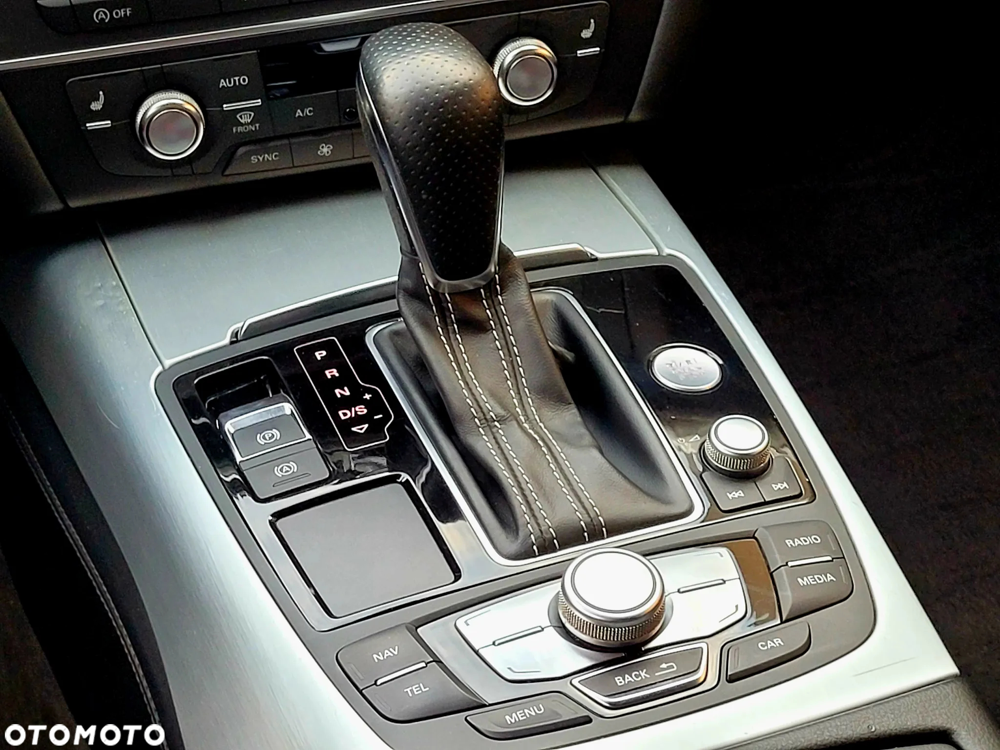 Audi A6 Avant 3.0 TDI quattro S tronic - 21