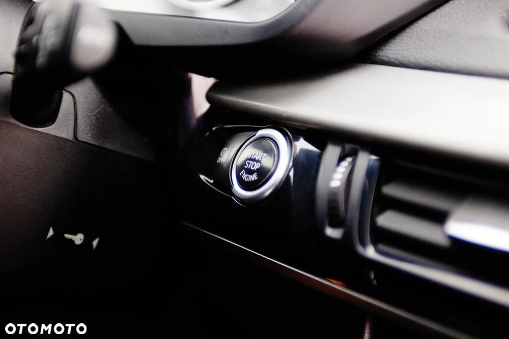 BMW X5 sDrive25d - 24