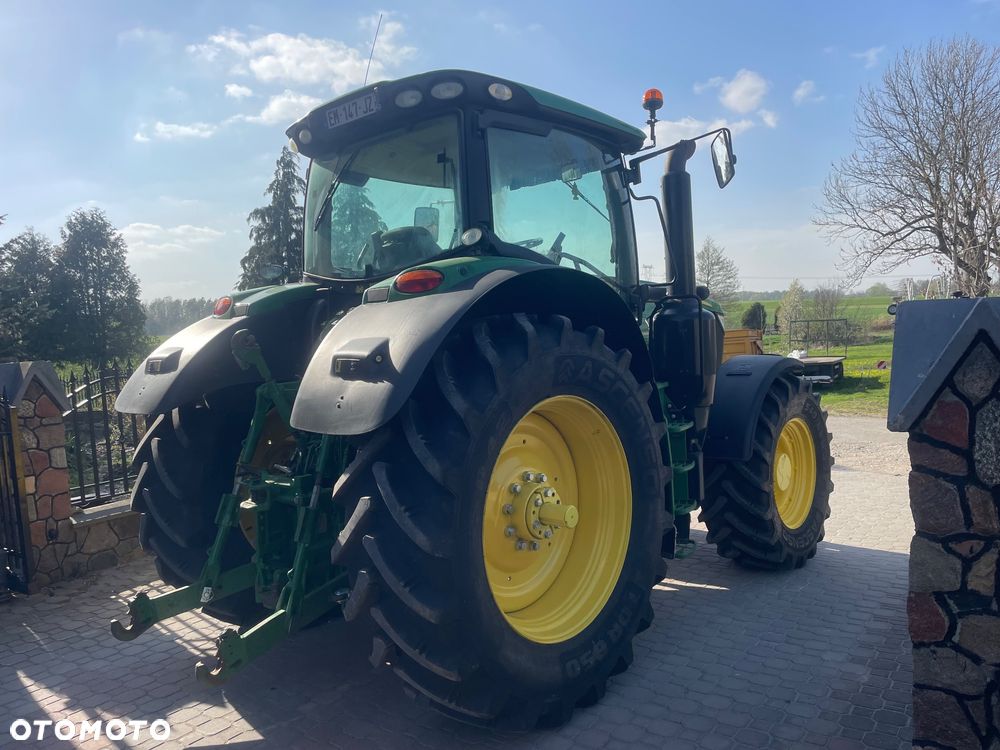 John Deere 6215r - 3